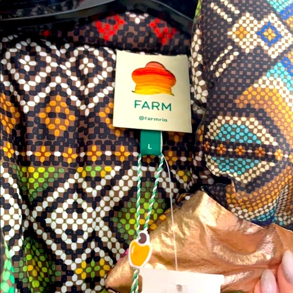 Farm Rio Tripical Rauti puffer. - Picture 5 of 6